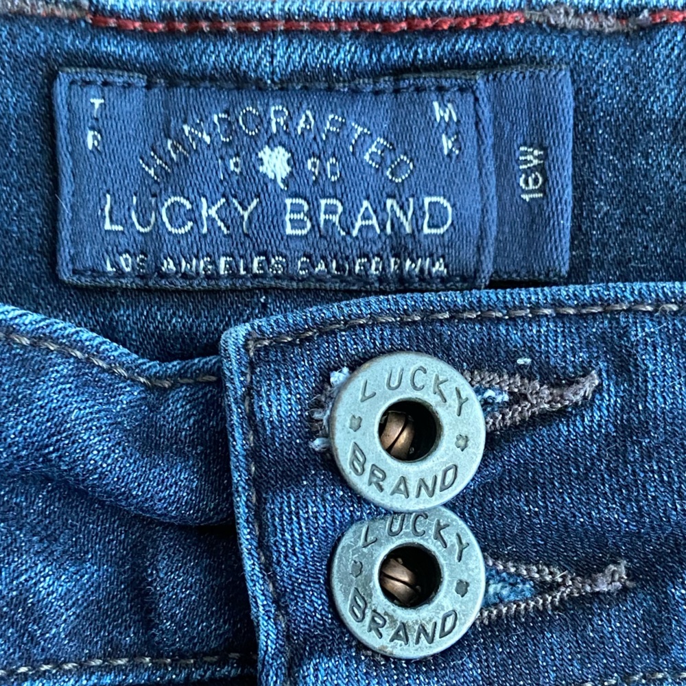 Lucky Brand dark blue skinny jeans - size 16W - Picture 3 of 3